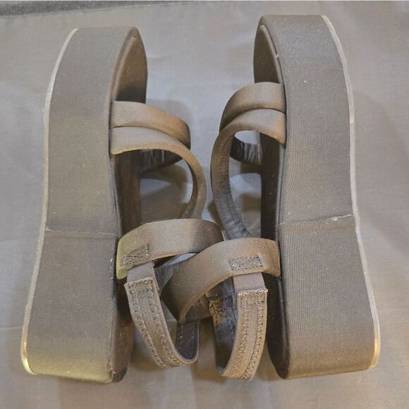 BRAND NEW FOREVER 21 ROUND-TOE ESPADRILLE WEDGE PLATFORM SANDAL - Picture 10 of 14